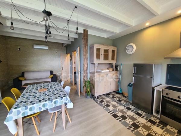 Maison charentaise LA BROUSSE proche Matha (17)