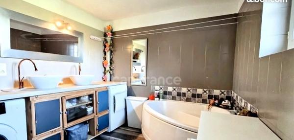 Maison charentaise LA BROUSSE proche Matha (17)