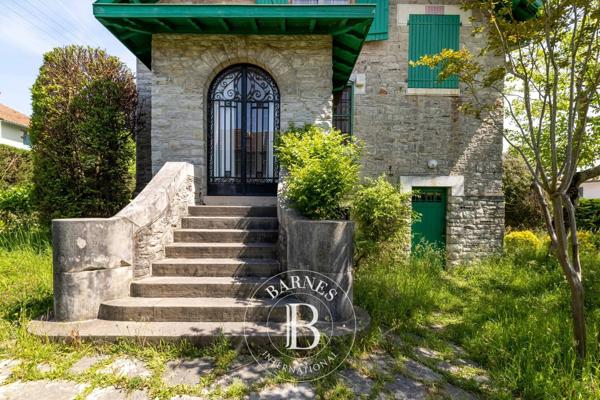 Biarritz, Maison 4 Chambres -  235 m² à vendre