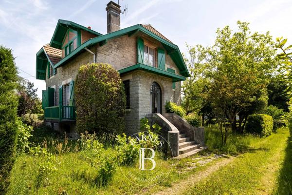 Biarritz, Maison 4 Chambres -  235 m² à vendre