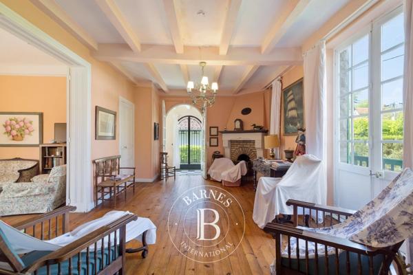 Biarritz, Maison 4 Chambres -  235 m² à vendre