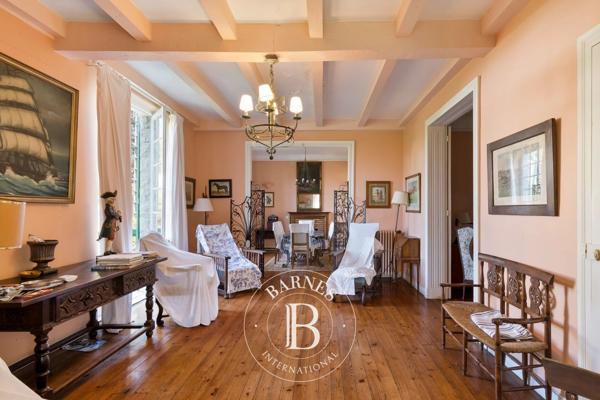 Biarritz, Maison 4 Chambres -  235 m² à vendre