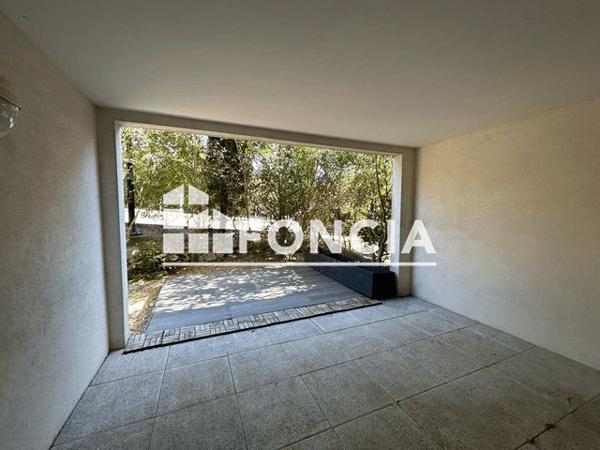 Location Appartement 2 pièces 48.3 m² - 115 ROUTE D'UZES Nimes 30000