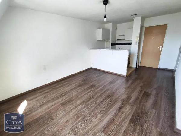 Appartement à louer 2 pièces 29.98m² Tours (37200)