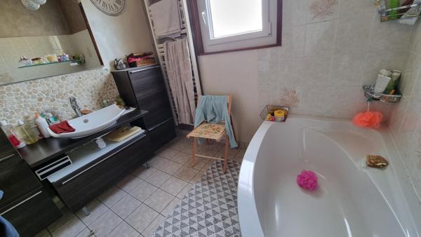 Maison 125 m² Le Vernet quartier calme avec vue dégagée