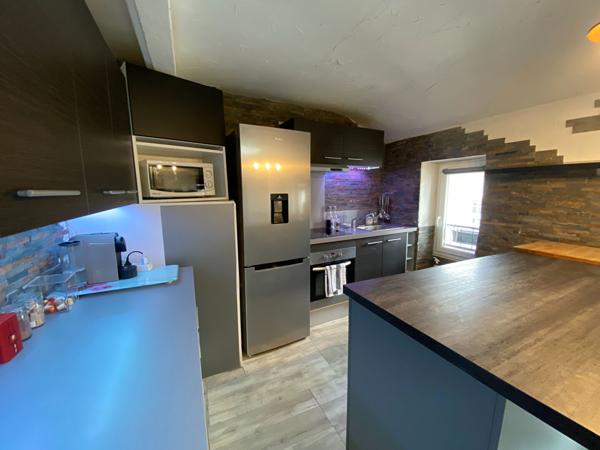 A louer Appartement T2 meublé Mont De Marsan hyper centre  dernier étage