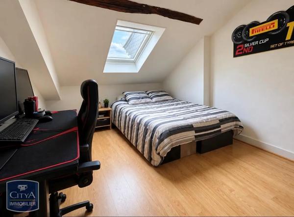 Appartement à louer 5 pièces 88m² Alençon (61000)