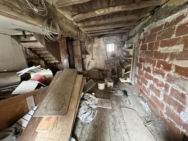 ANCIENNE BOUCHERIE PROCHE MONTBARD