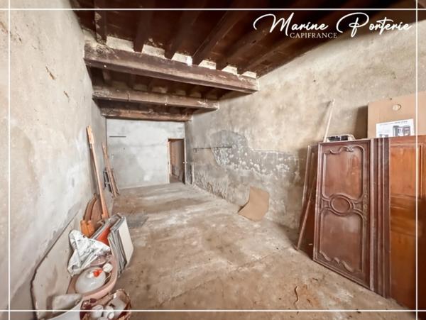 Bâtisse de caractère à colombages – 420 m² – terrain 1 350 m² – cœur de bastide MASSEUBE