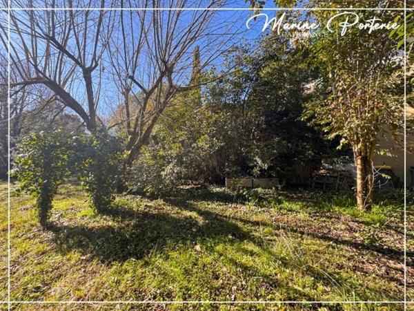 Bâtisse de caractère à colombages – 420 m² – terrain 1 350 m² – cœur de bastide MASSEUBE