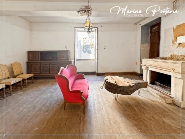 Bâtisse de caractère à colombages – 420 m² – terrain 1 350 m² – cœur de bastide MASSEUBE