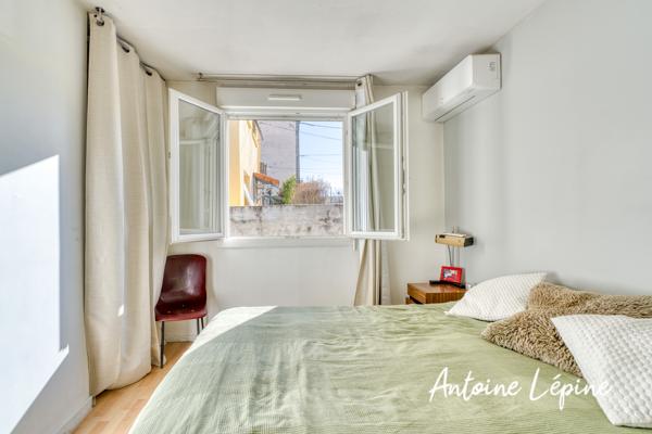 Maison
         6 pièces
        - 152 m² Exclusivité 315 000 € *