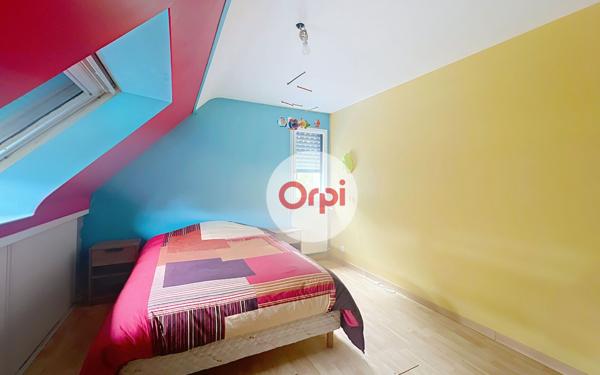 Maison à louer    5 pièces • 150 m2 Questembert