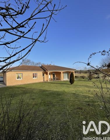 Maison à vendre 6 pièces 138 m² Alleuze