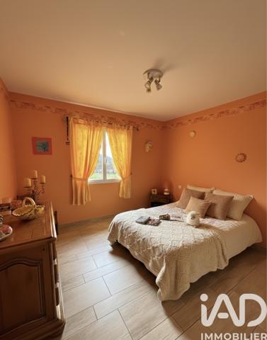 Maison à vendre 6 pièces 138 m² Alleuze