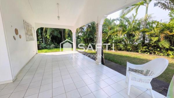 Villa T8 à Redoute Avec Revenus Locatifs