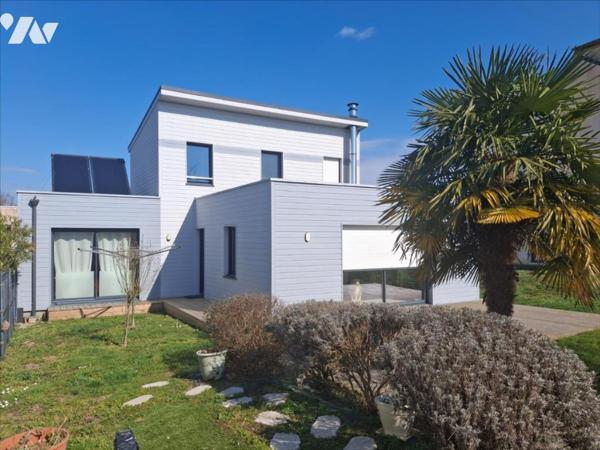 Couëron, maison récente de 117 m2, 4 ch, deux bains