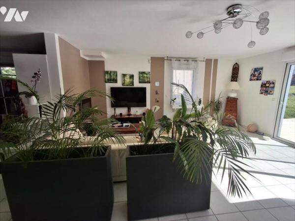 Couëron, maison récente de 117 m2, 4 ch, deux bains