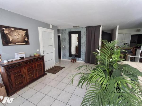 Couëron, maison récente de 117 m2, 4 ch, deux bains