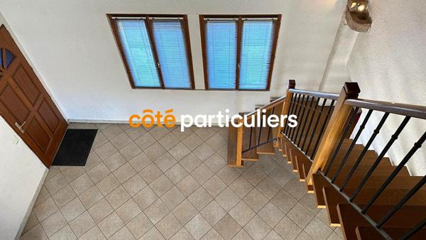 Vente Maison200 m² - 7 Pièces - BIARNE (39290)