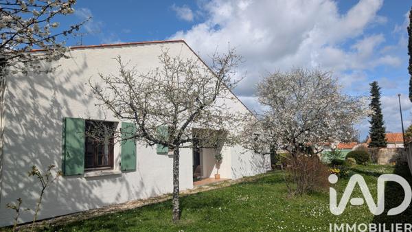 Maison à vendre 6 pièces 137 m² Sainte-Soulle