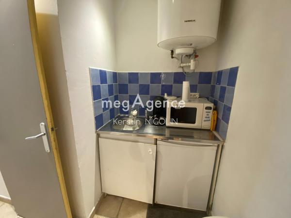 Local Commercial à BRIGNOLES, 83170 - 4 pièces 85m²