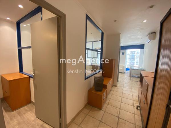 Local Commercial à BRIGNOLES, 83170 - 4 pièces 85m²