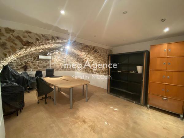 Local Commercial à BRIGNOLES, 83170 - 4 pièces 85m²