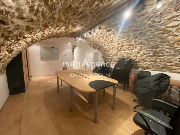 Local Commercial à BRIGNOLES, 83170 - 4 pièces 85m²