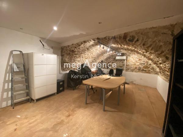 Local Commercial à BRIGNOLES, 83170 - 4 pièces 85m²