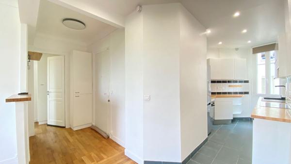 COURBEVOIE - 7 min gare SNCF Bécon - 3 pièces - 55 m²