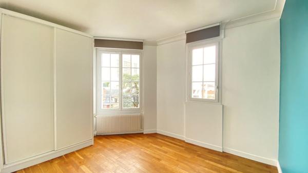 COURBEVOIE - 7 min gare SNCF Bécon - 3 pièces - 55 m²