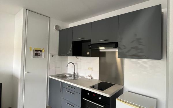 Appartement à louer    2 pièces • 38,45 m2    Niort