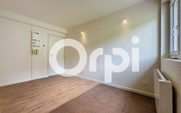 Appartement à louer    1 pièce • 19,06 m2 Viuz-en-Sallaz