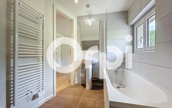Appartement à louer    1 pièce • 19,06 m2 Viuz-en-Sallaz