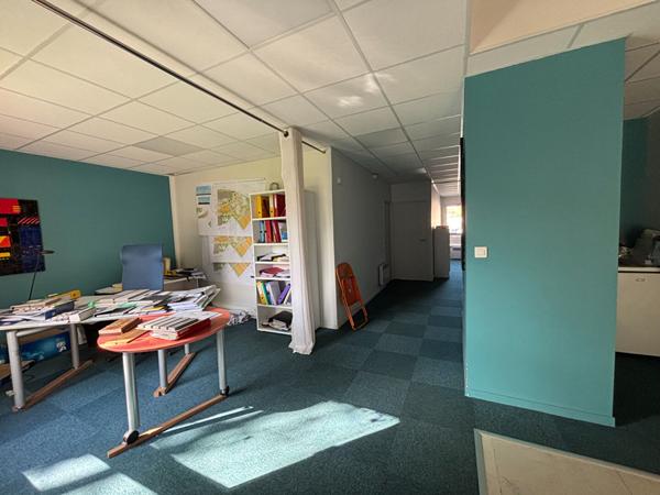Bureaux Bourg En Bresse 177.29 m2
