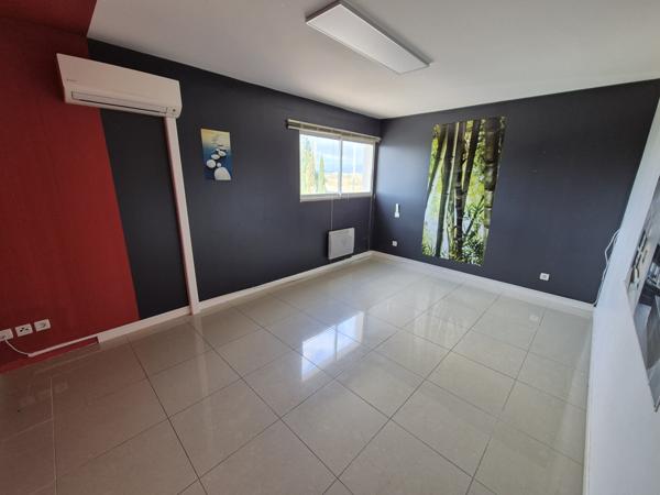 Rivesaltes (66600) LOCAL PROFESSIONNEL – 90 m² – ZONE LES SOLADES – RIVESALTES