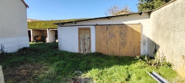 Maison à vendre 4 pièces AIRVAULT (79)