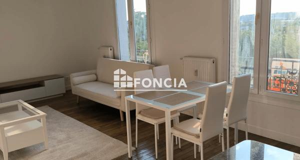 Location Appartement meublé 2 pièces 55 m² - Villeneuve-saint-georges 94190
