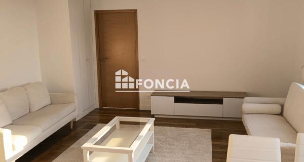Location Appartement meublé 2 pièces 55 m² - Villeneuve-saint-georges 94190