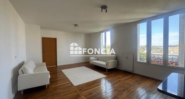 Location Appartement meublé 2 pièces 55 m² - Villeneuve-saint-georges 94190