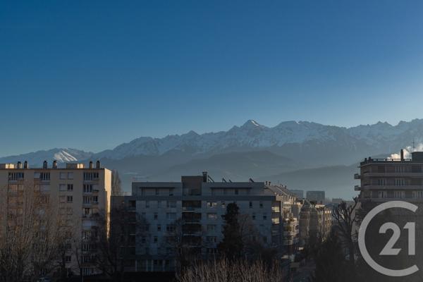 Appartement T5 à vendre  4 pièces - 123,97 m2 GRENOBLE - 38