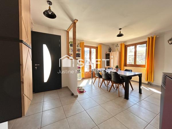 Maison 120m²– 3 chambres – Terrain 1187m² – Garage