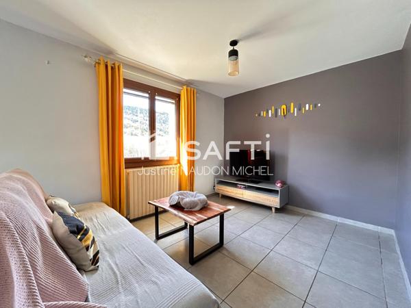 Maison 120m²– 3 chambres – Terrain 1187m² – Garage