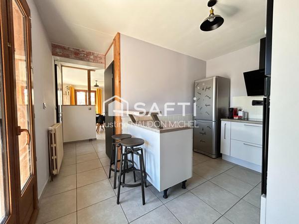 Maison 120m²– 3 chambres – Terrain 1187m² – Garage