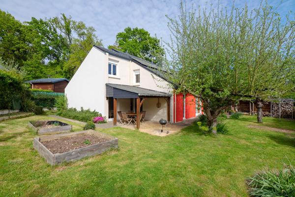 NOUVEAUTE EXCLUSIVITE !! Maison Hypercentre en impasse BRUZ 7 pièces - Terrain SUD OUEST 472m² sans vis à vis