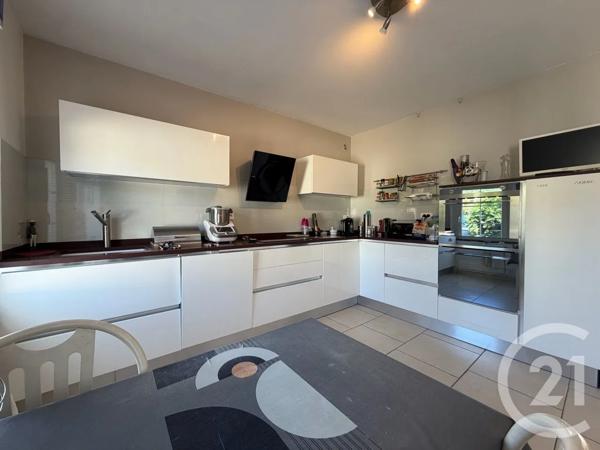 Maison à vendre  5 pièces - 143,22 m 2   LUNEL  - 34