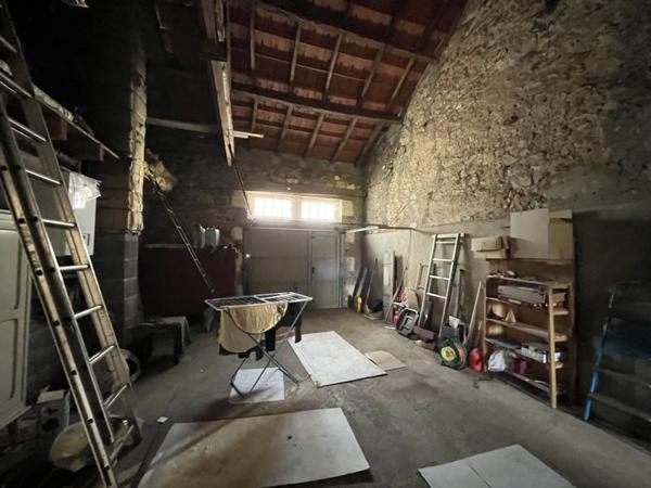 Maison à vendre |  Roumazières-Loubert |  3 pièces | 74 m²