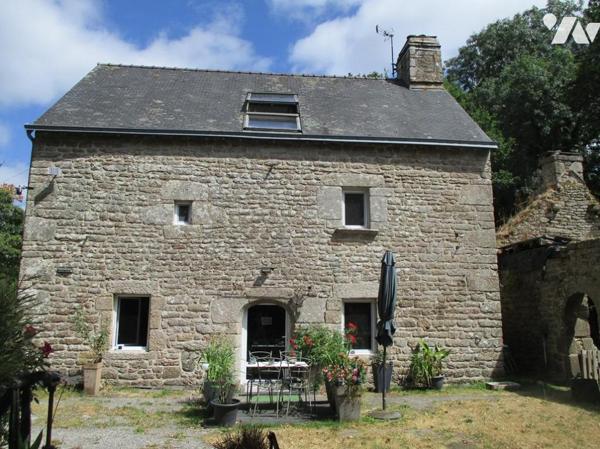 Maison de caractère en pierre : PLOURAY