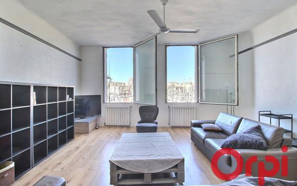 Appartement à vendre    3 pièces •  Marseille 7